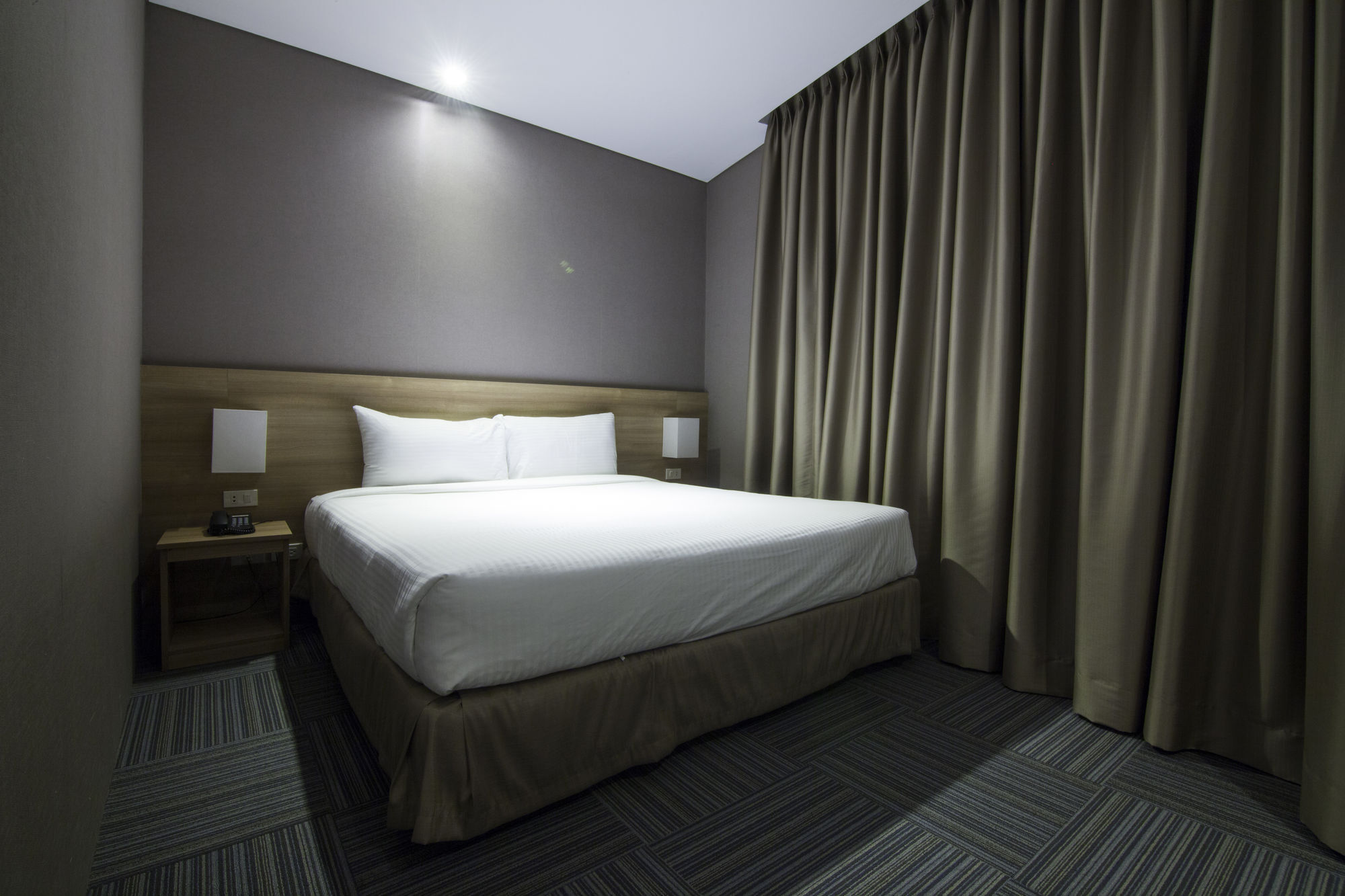 Madison 101 Hotel + Tower Quezon City Exterior photo